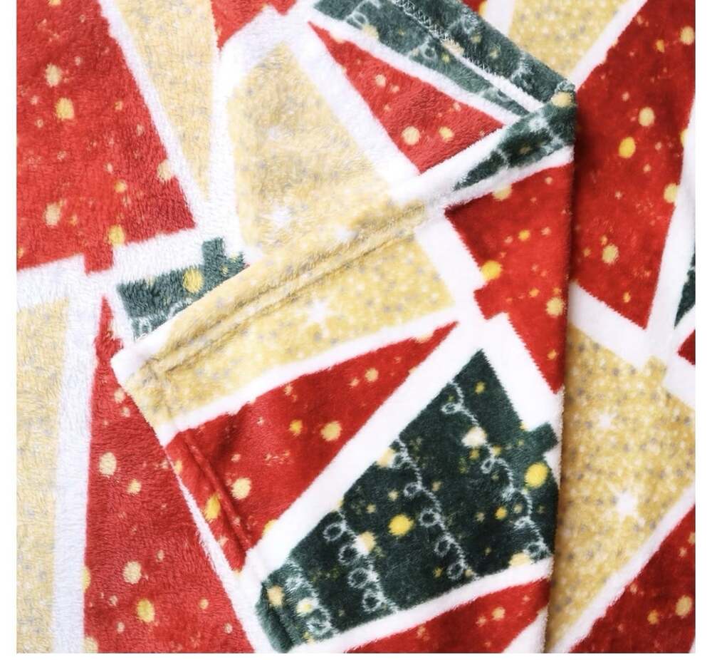 Gogreen Cozy Blanket - 300 GSM Flannel Queen Size for Home Decoration - Picture 3 of 3